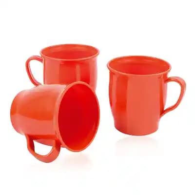 Dekorasyonda Bardak ve Fincan Kullanımıyla Mekânlara Şıklık Katma Rehberi