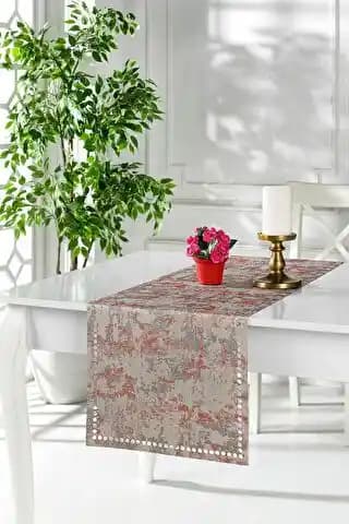 Servis Masa Örtüsü Seçimi ve Sofra Dekorasyonunda Şıklık ve İşlevsellik